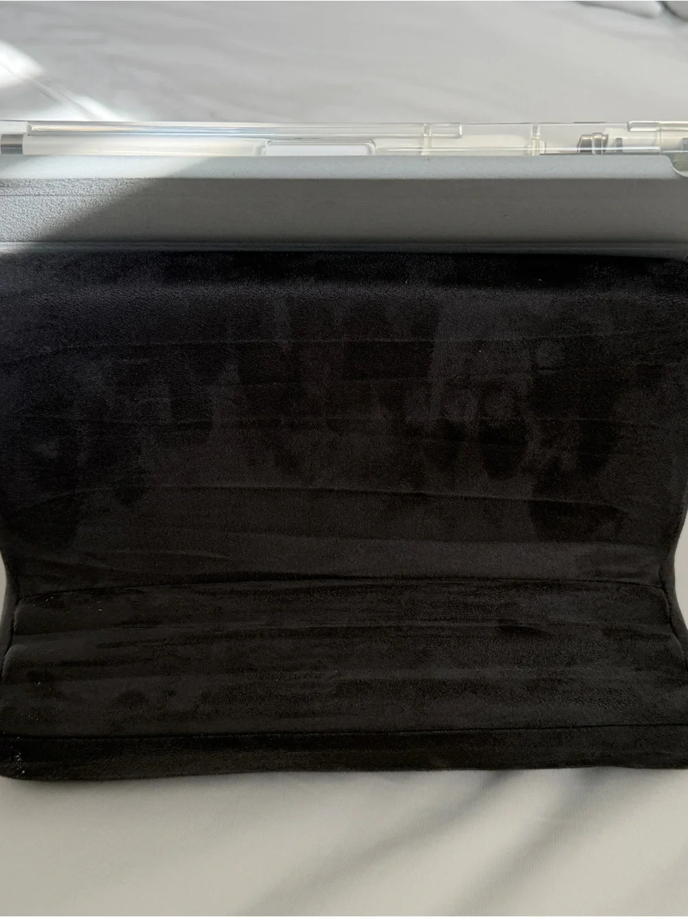 Tablet/ Cellphone Lap Pillow Stand - Home Accents